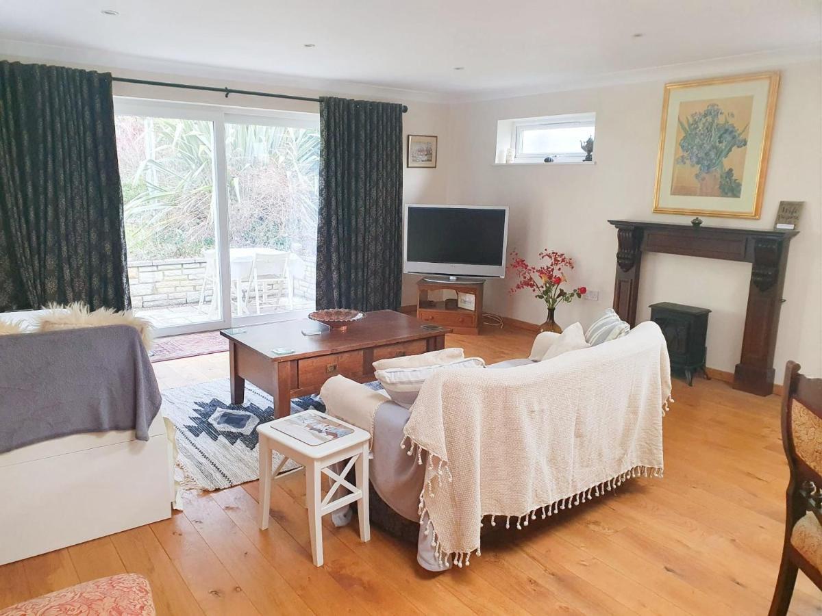 Little Dragons Apartment พูล ภายนอก รูปภาพ